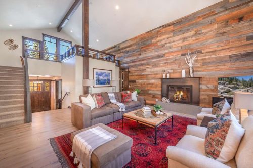 11490 Bottcher Loop, Truckee CA  96161-2793 exterior