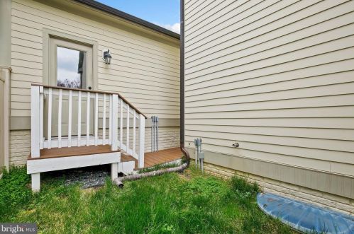 8810 Gunston St, Fulton MD  20759-2308 exterior