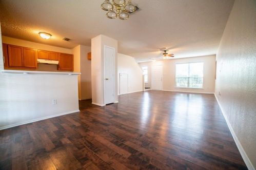 5612 Giddyup Ln, Fort Worth TX  76179-7351 exterior