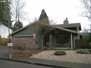 6690 Parkway Dr, Gladstone, OR