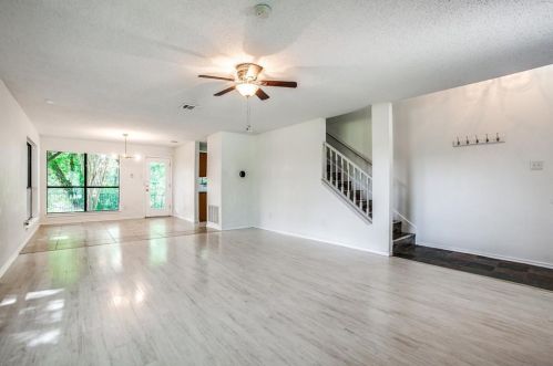 521 Bent Creek Dr, Garland TX  75040-1110 exterior