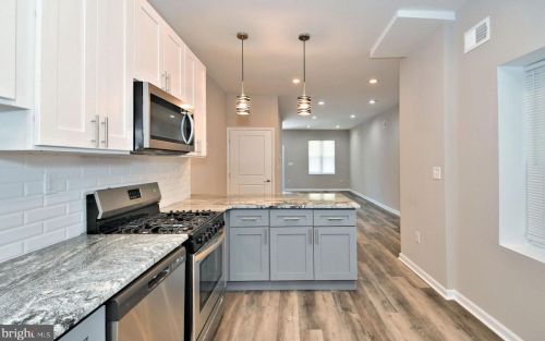 328 61 St, Philadelphia PA 19142-3402 exterior