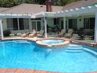 2531 Steeplechase Ln, Pomona CA  91765-3622 exterior