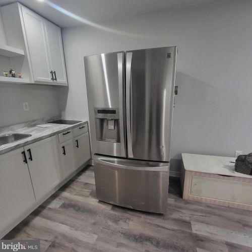 8102 Winter Blue Ct, Springfield VA  22153-2521 exterior