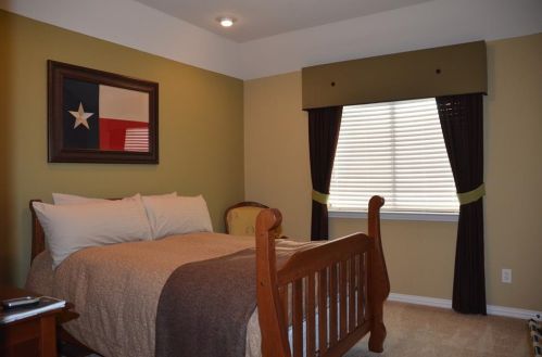 4313 Peregrine Way, Carrollton TX  75010-4694 exterior