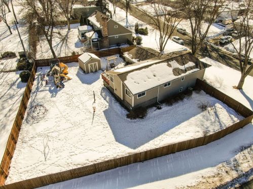 4050 Cinnabar Dr, Saint Paul MN  55122-2917 exterior