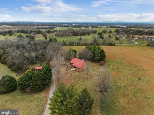 1195 Summit Point Rd, Summit Point, WV 25446-3536