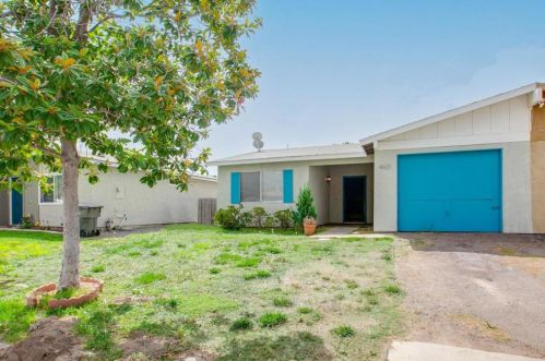 4621 Calle Del Palo, Oceanside CA  92057-5217 exterior