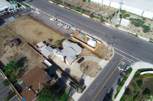 1382 Maple Ave, Rialto, CA 92376-8627