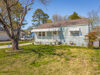 4303 Greenbriar Rd, Chattanooga, TN 37412-2733