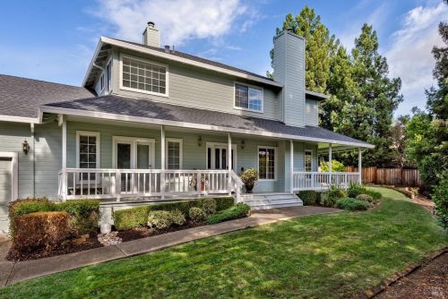 410 Tee Dr, Healdsburg, CA 95448-5101