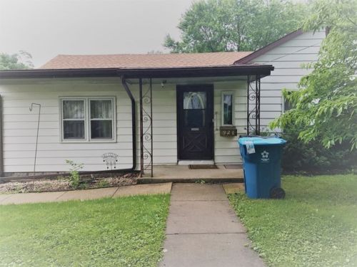 926 Ottawa Ave, Nelson IL  61021-1631 exterior