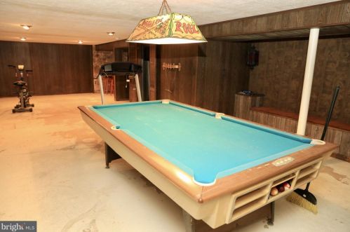 20 Apollo Dr, Trenton NJ  08620-1004 exterior