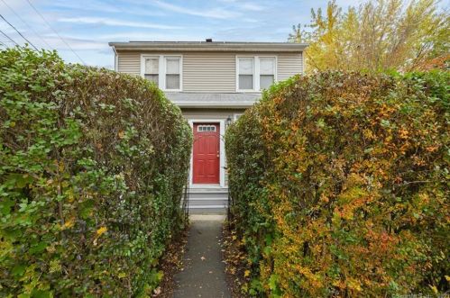 120 Woodtick Rd, Waterbury, CT 06705-2207
