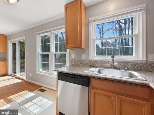 9109 Lake Braddock Dr, Springfield VA  22015-2136 exterior