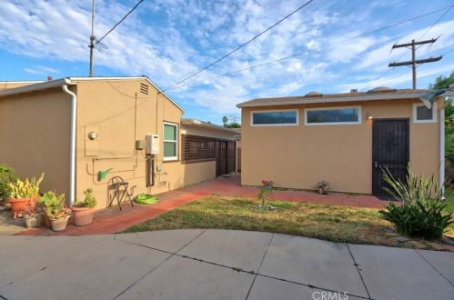 1205 Cleveland Rd, Glendale CA  91202-2602 exterior
