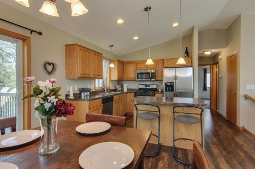5918 Idaho Ave, Minneapolis, MN 55428-3487