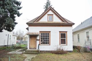 1417 Boone Ave, Spokane, WA 99201-2747