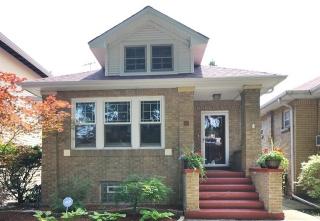 2637 Eastwood Ave, Chicago, IL 60625-2918