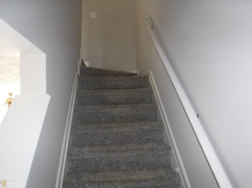 758 Celeste Ln, Atlanta GA  30331-8606 exterior