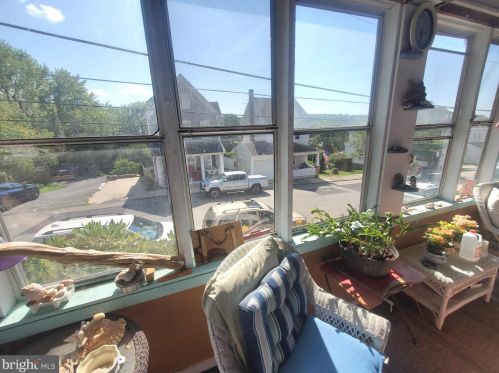 242 4 St, Bangor PA 18013-1816 exterior