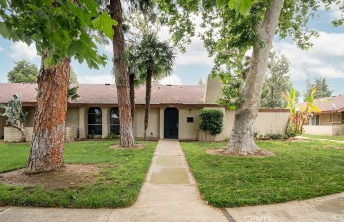 1424 Fredericks Ln, Upland, CA 91786-7027