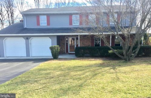 7351 Teal Dr, Harrisburg, PA 17111-4026