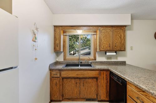 615 Bucher Ave, Saint Paul MN  55126-4628 exterior