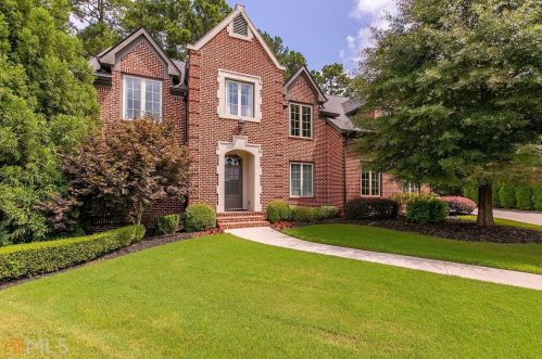 4950 Gresham Ridge Dr, Kennesaw, GA 30144-5332