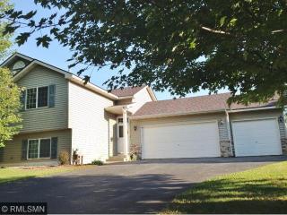 1130 Lillian St, Jordan, MN 55352-8612