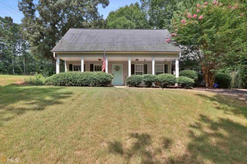 36 Hidden Lakes Ct, Newnan, GA 30263-2274