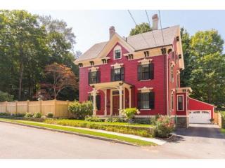 112 Highland St, Portsmouth, NH 03801-5114