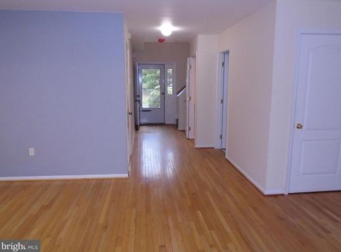 102 Hidden Dr, Blenheim, NJ 08012-4430