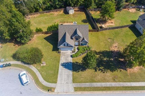 5121 Ashley Falls Ct, Loganville, GA 30052-9292