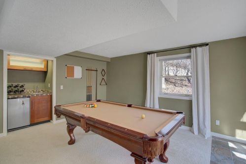 302 Cimarron Rd, Saint Paul MN  55124-9751 exterior