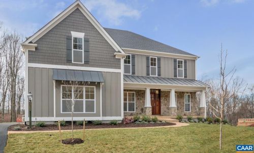 51 Indian Ridge Dr, Earlysville, VA 22936