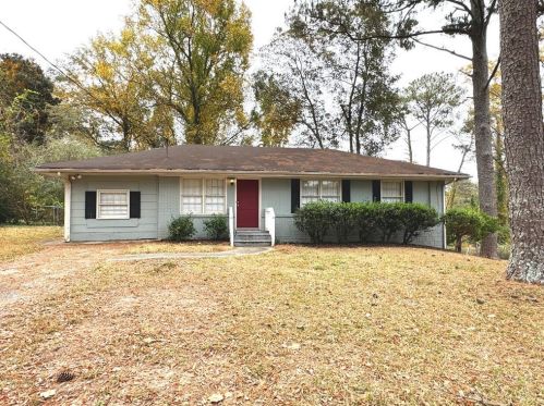 2912 Horse Shoe Dr, Atlanta GA  30316-4408 exterior