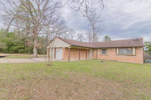 510 Allison St, Conroe TX  77303-1705 exterior