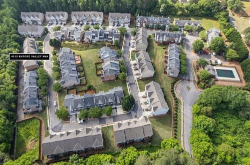 4315 Buford Valley Way, Buford, GA 30518-9204