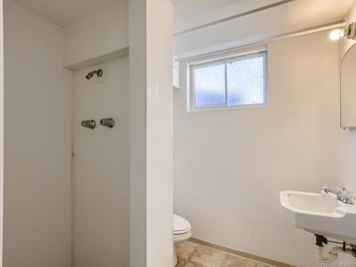 1301 Troy St, Denver CO  80011-6449 exterior