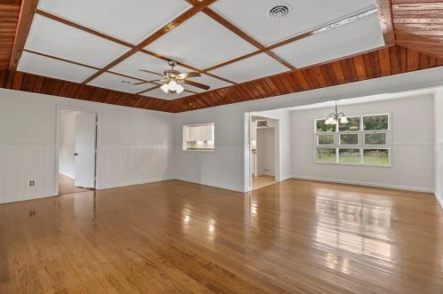 4859 Eastline Dr, Fort Worth TX  76119-4619 exterior