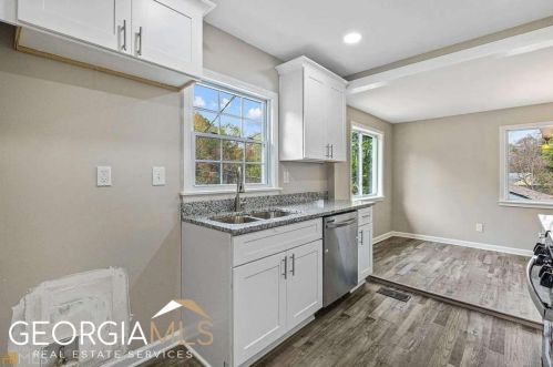 121 Dahlia Ave, Atlanta GA  30314-1207 exterior