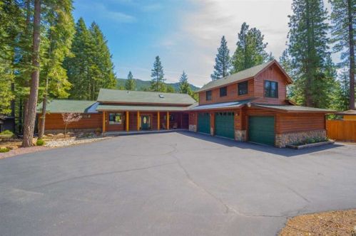 3850 Mary Ann Ln, Peninsula Village, CA 96137-9500