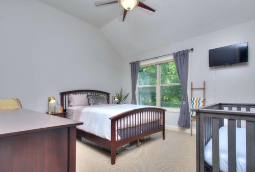 1398 Hts Park Dr, Atlanta GA  30316-3195 exterior
