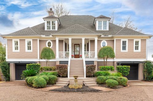 4875 Marshwood Dr, Meggett, SC 29449-5869
