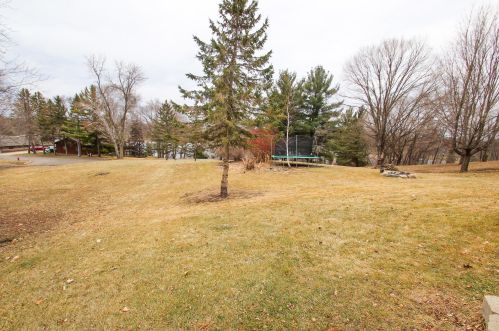 18 5th St, Melrose, MN 56352-1124