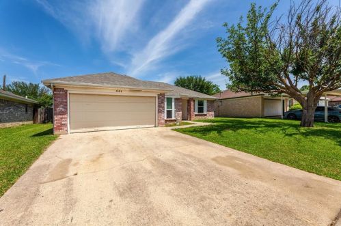 441 Chambers Creek Dr, Fort Worth, TX 76140-4616