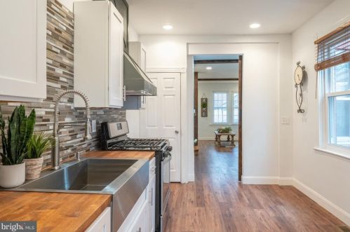 355 Ross St, Lancaster PA  17602-1941 exterior