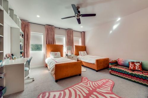 2616 Torrey Pne Dr, Fort Worth TX  76180-0833 exterior