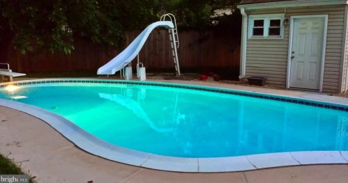 4213 Eldorado Dr, Woodbridge, VA 22193-2714
